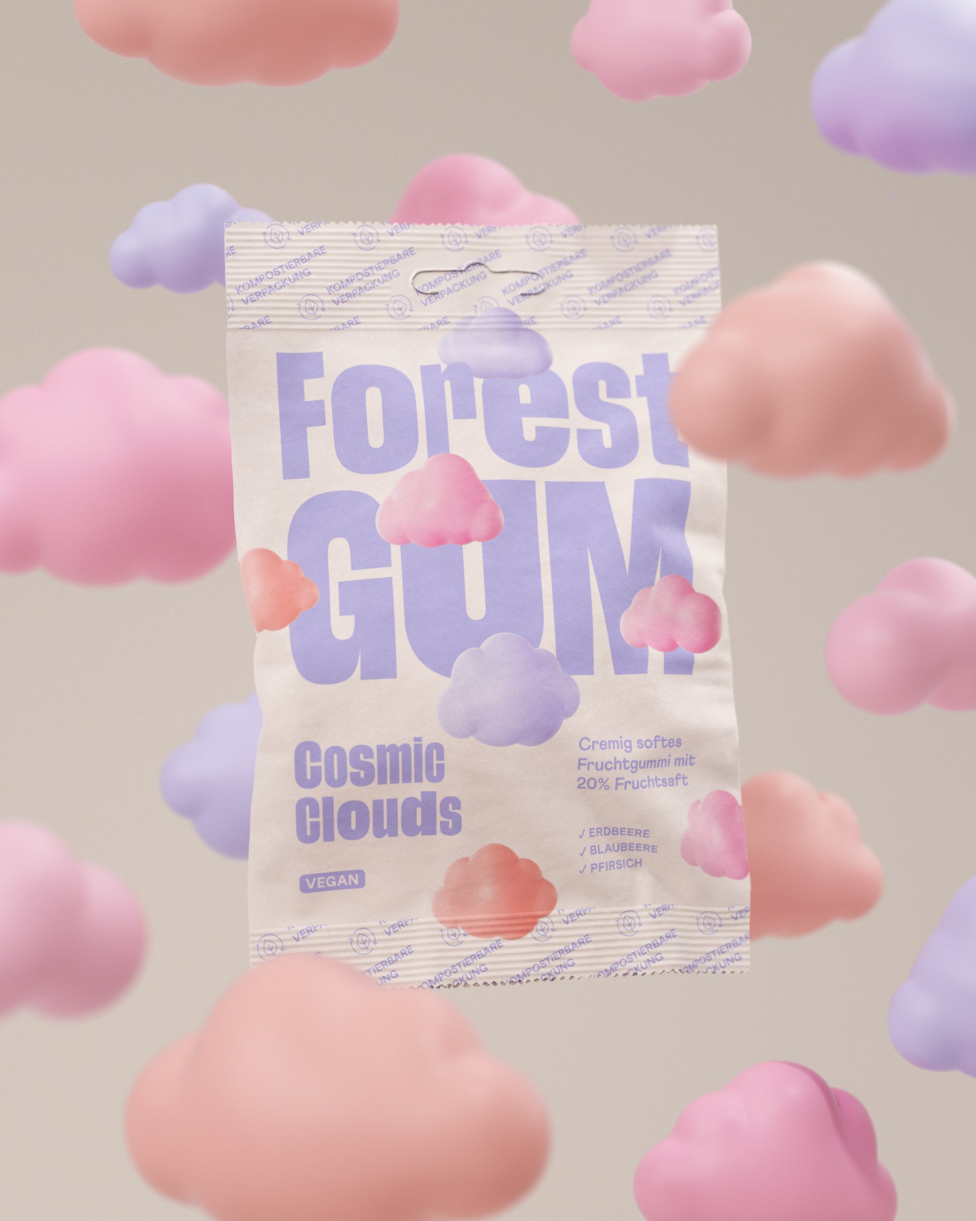 Eine Packung Forest Gum Cosmic Clouds. Vegane Cremige Fruchtgummis umgeben von schwebenden Fruchtgummi Wolken.